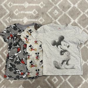 Mickey Mouse 5t boys graphic tees. Bundle of 3.